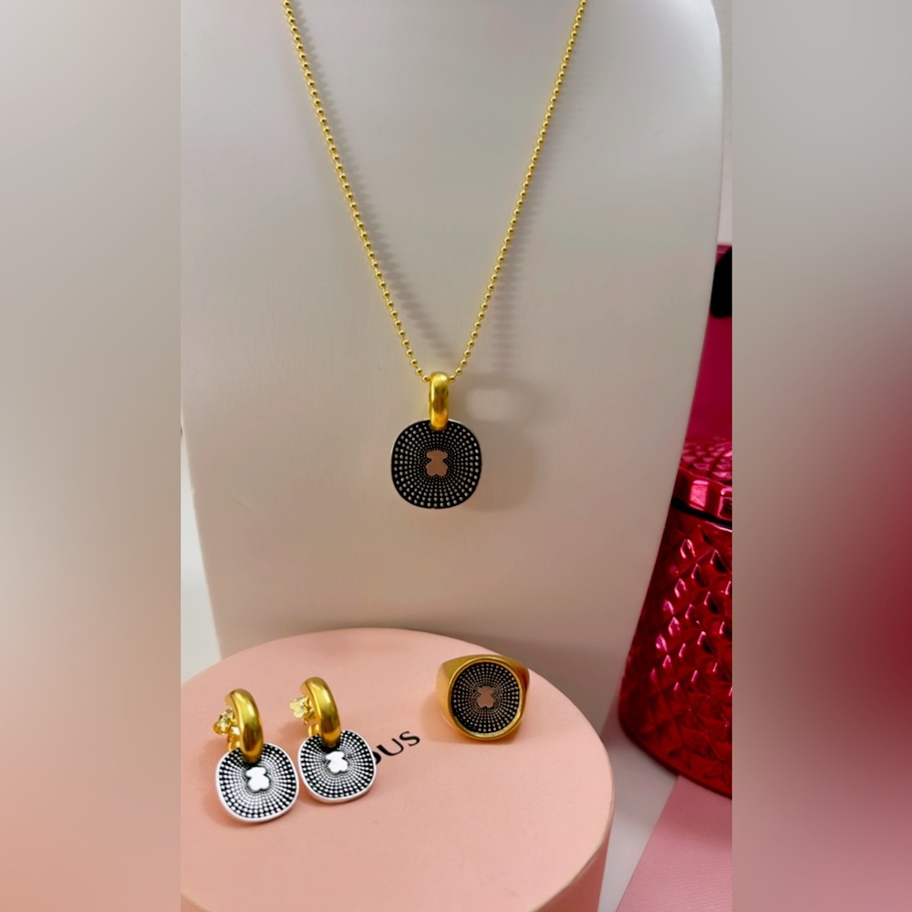 Tous Orsin Set 
Ring size 7